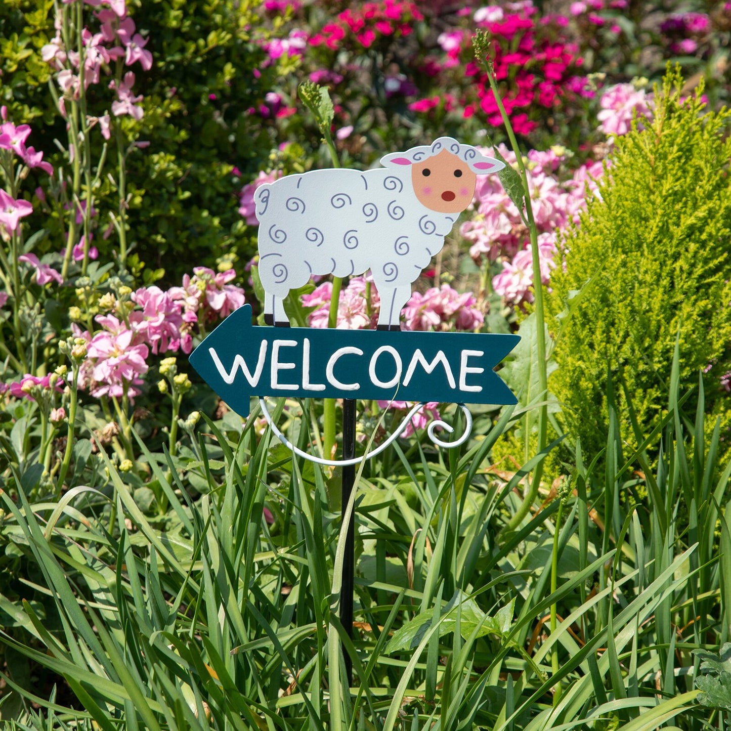 Red Ladybug Pattern Charming Metal Garden Stakes | Welcome Yard & Lawn Decor